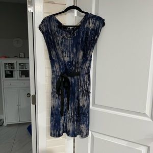 Super comfy dress with pockets!